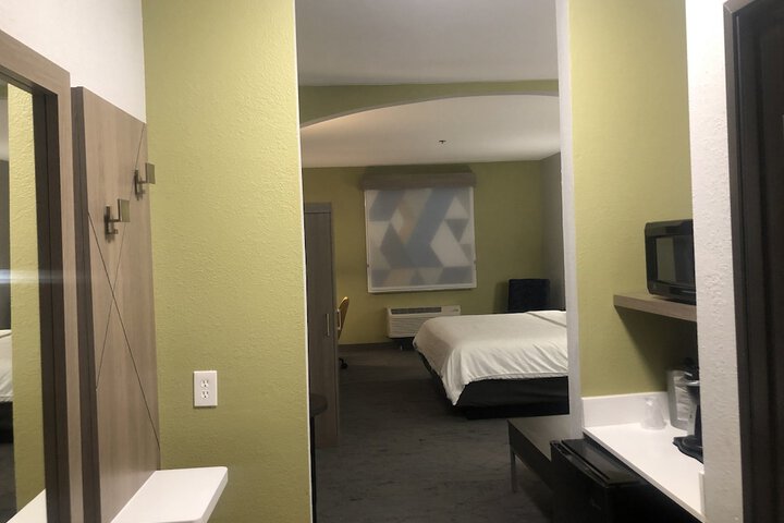 Holiday Inn Express & Suites Woodward by IHG