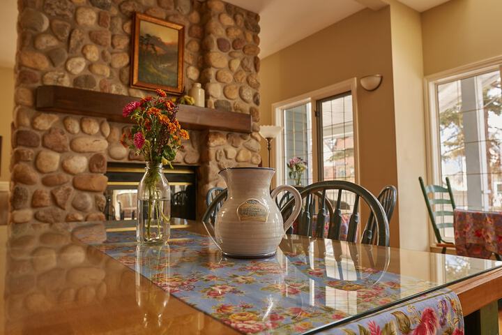 The Lady MacDonald Country Inn