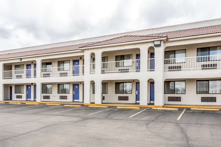 Hotel 7 of 35