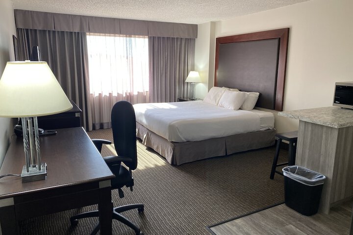 Room 18 of 85