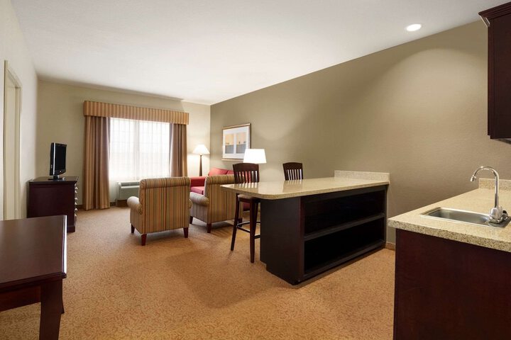 Room 19 of 36