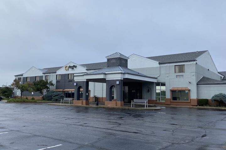 Hotel 2 of 50