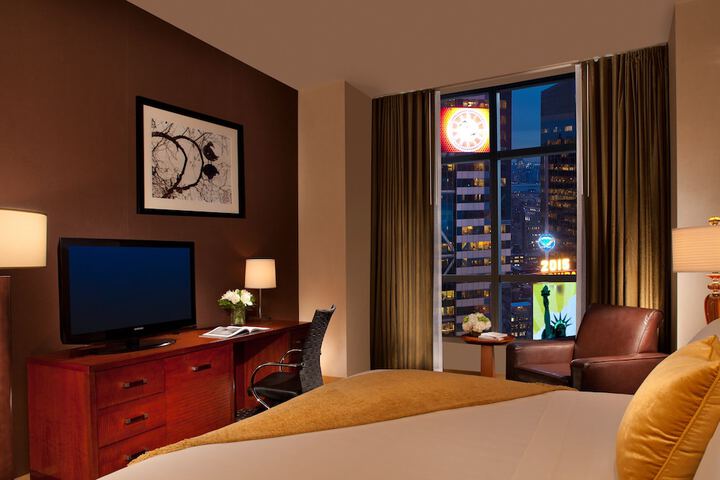 Room 37 of 107
