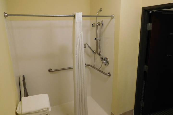 Room 21 of 58