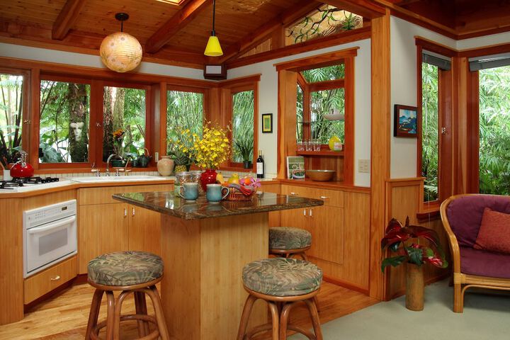 Volcano Rainforest Retreat
