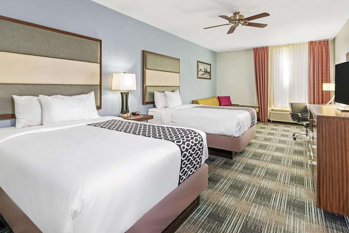 Room 15 of 35