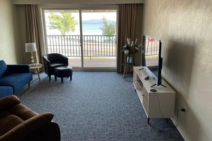 Room 46 of 60