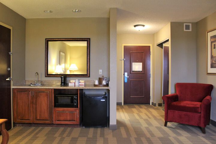Room 35 of 62
