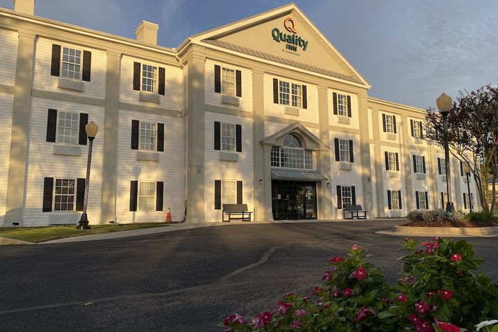 Hotel 2 of 44