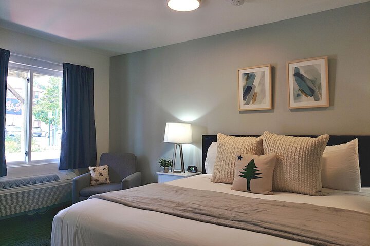 Room 18 of 22