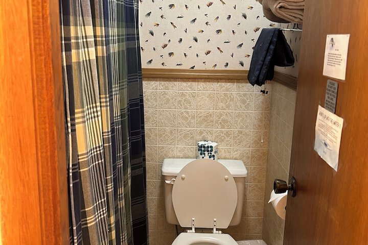 Room 61 of 86