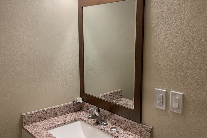 Room 64 of 107