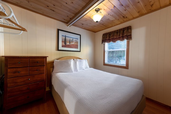Room 147 of 203