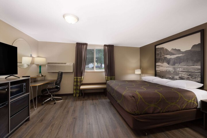 Super 8 by Wyndham Belgrade / Bozeman Airport