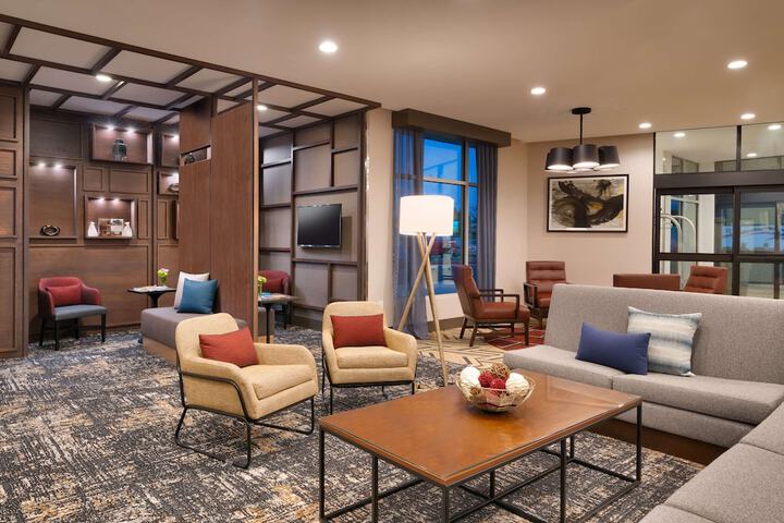 Hotel Interior 10 of 33