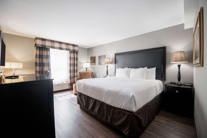 Room 10 of 39