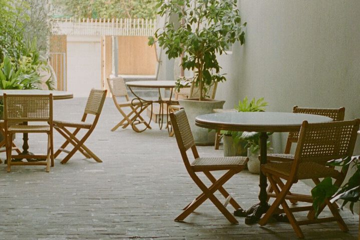 Hotel Exterior 33 of 36
