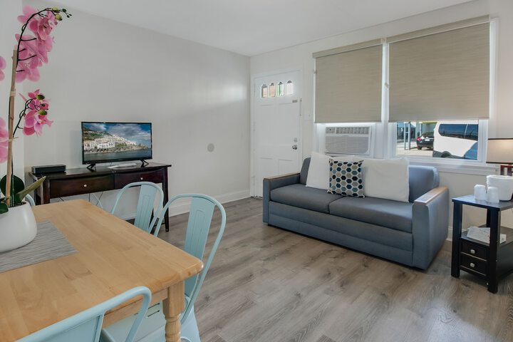 Room 40 of 48