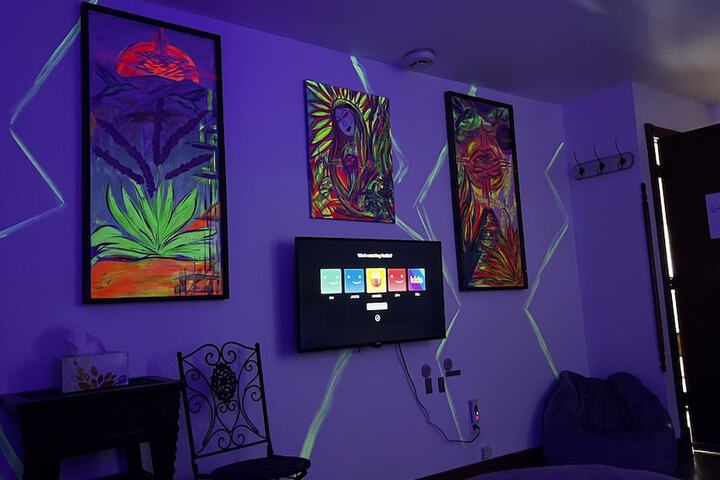 Room 81 of 105