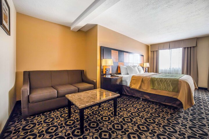 Room 26 of 49