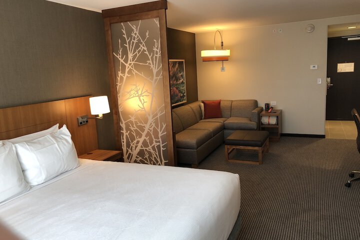 Room 16 of 42