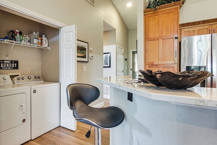 Indoor Pool & Golf Course Views: Lake Lure Condo!