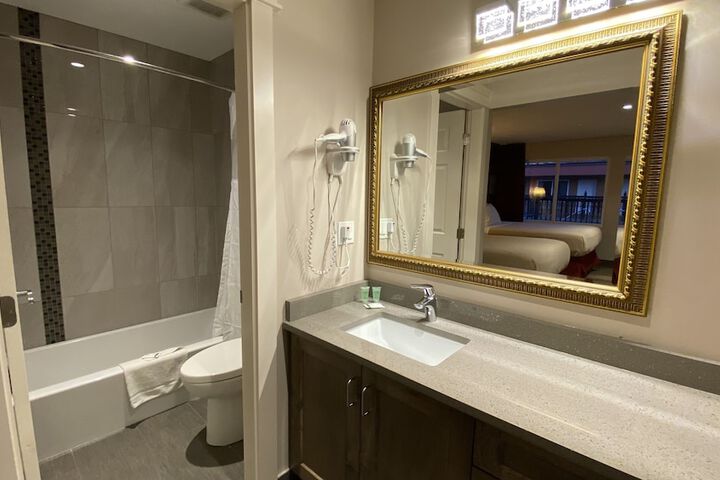 Sahara Courtyard Inn