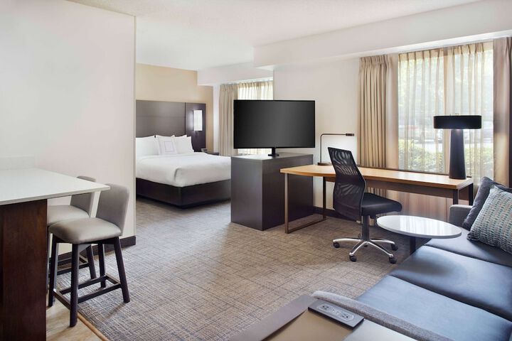Room 12 of 35