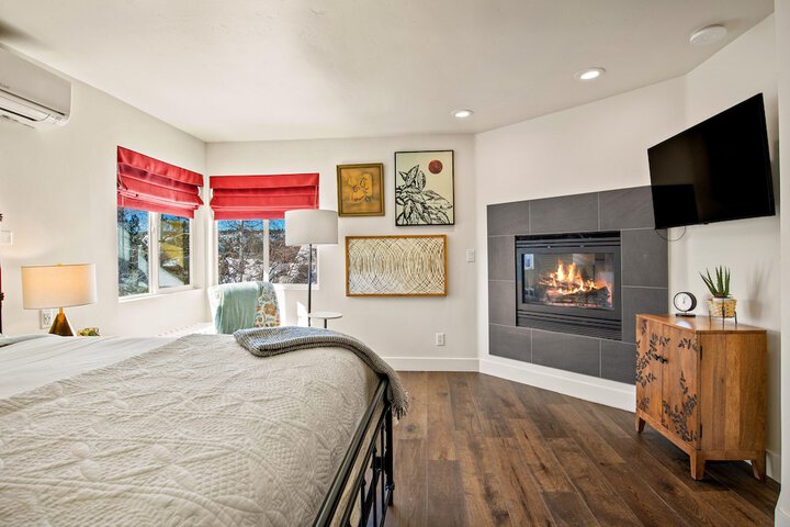 Bespoke Inn Flagstaff