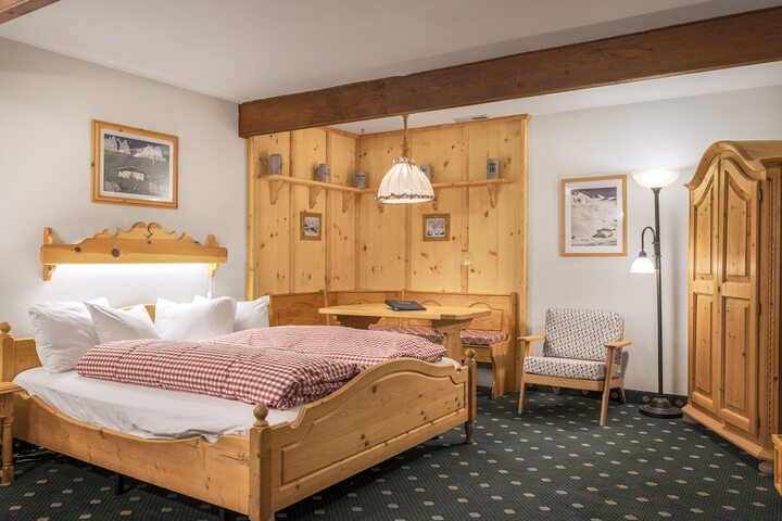Room 18 of 49