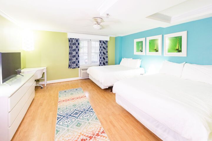 Room 52 of 186