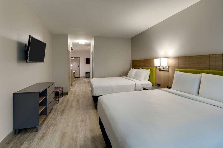 Room 42 of 52