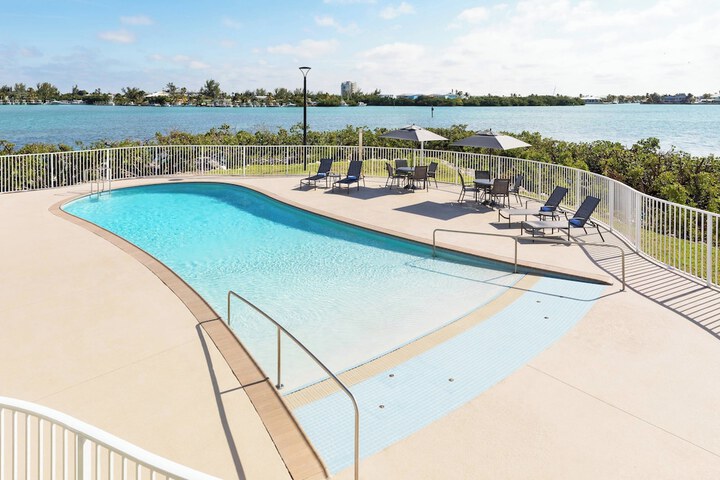 Fairfield Inn & Suites by Marriott Marathon Florida Keys