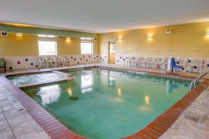 Pool 3 of 25