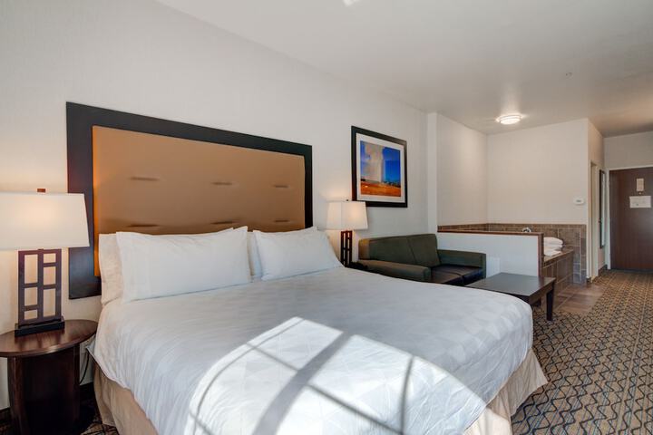 Holiday Inn West Yellowstone by IHG.