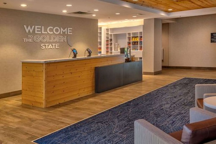 Hampton Inn & Suites South Lake Tahoe