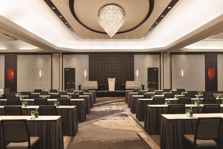 Radisson Hotel Vancouver Airport