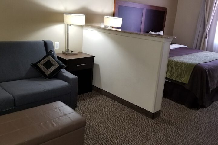 Comfort Inn & Suites Lakeside