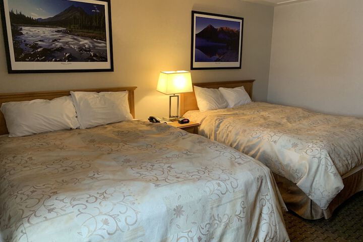 Room 27 of 35