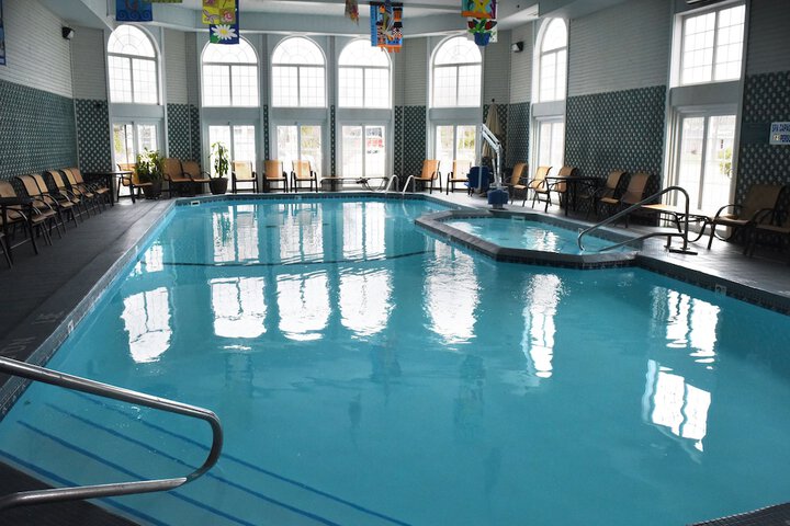 Hamilton Inn Select Beachfront Mackinaw City