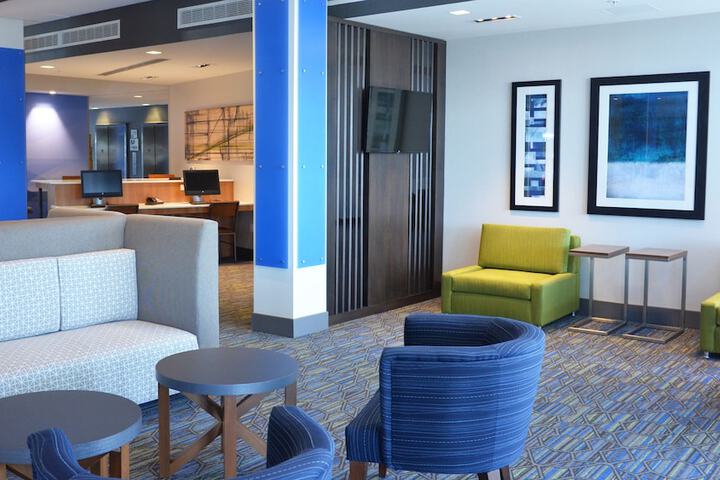 Hotel Interior 10 of 43