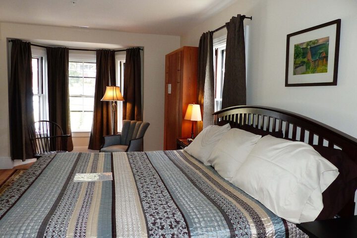 Davis Square Inn