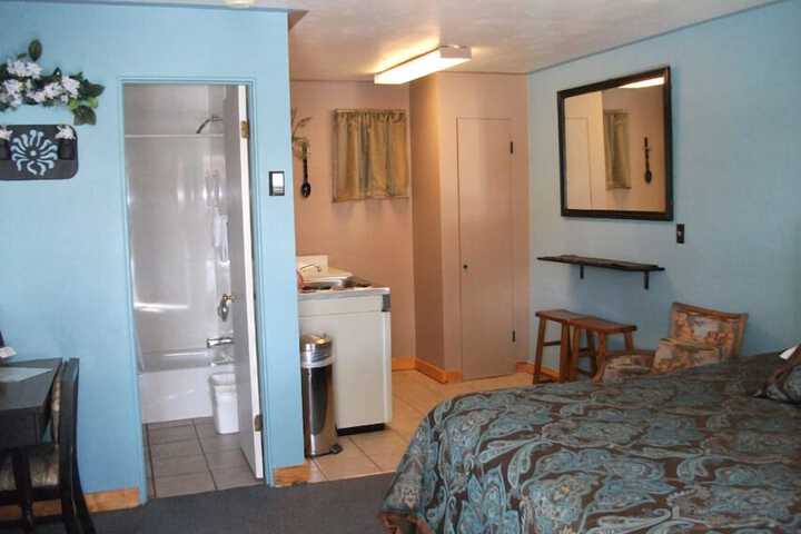 Room 41 of 43