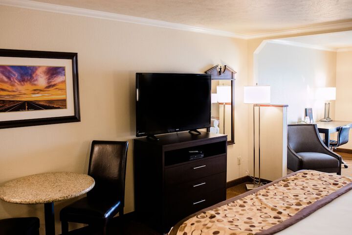 Room 34 of 60