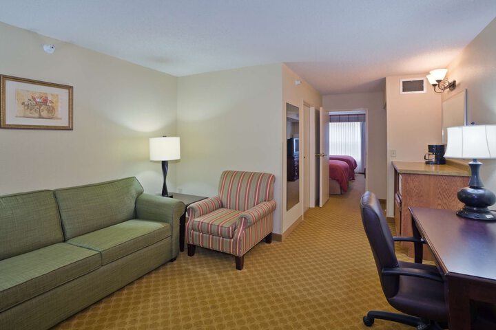 Room 40 of 49