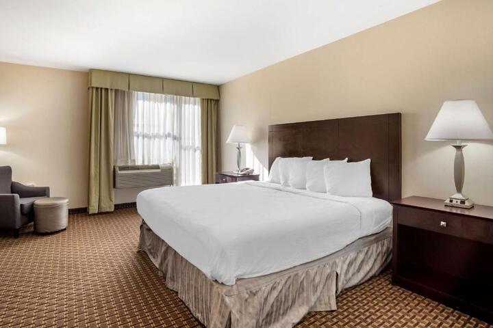 Best Western Plus Philadelphia Airport South at Widener University