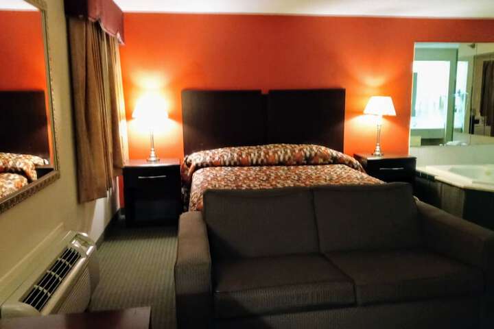 Room 18 of 51