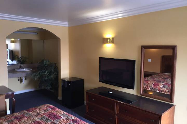 Room 58 of 74
