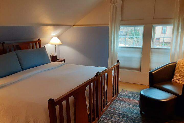 Room 12 of 48