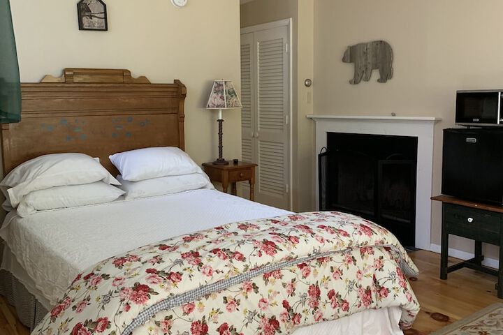 Room 40 of 53